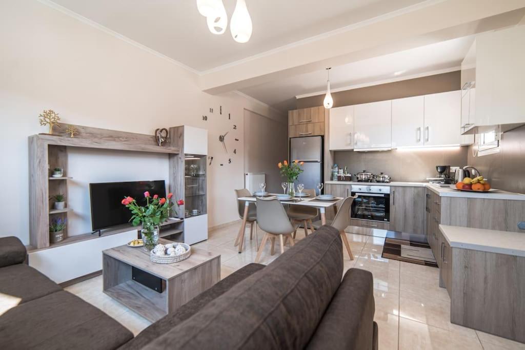 נאפפליו Effie'S Two Bedroom Apartment מראה חיצוני תמונה