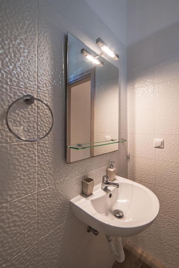 נאפפליו Effie'S Two Bedroom Apartment מראה חיצוני תמונה